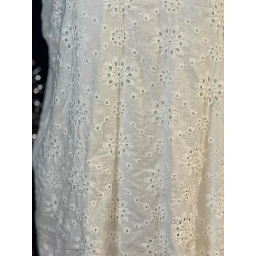 Shein White Eyelet Halter Mini Dress Floral Embroidered Keyhole Back XL EU 44 US - Picture 5 of 7